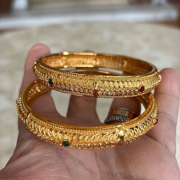 Set of 2 Matching Gold Plated Fancy Indian Bangles - Picture 3 of 8
